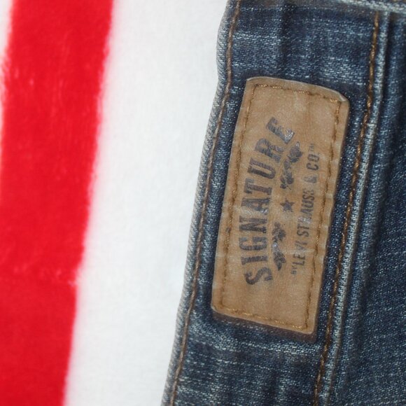 Levi's signature jeans women's low rise boot cut size 10 - Picture 2 of 9
